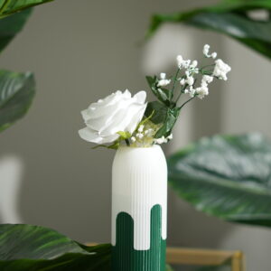 NATURE VASE