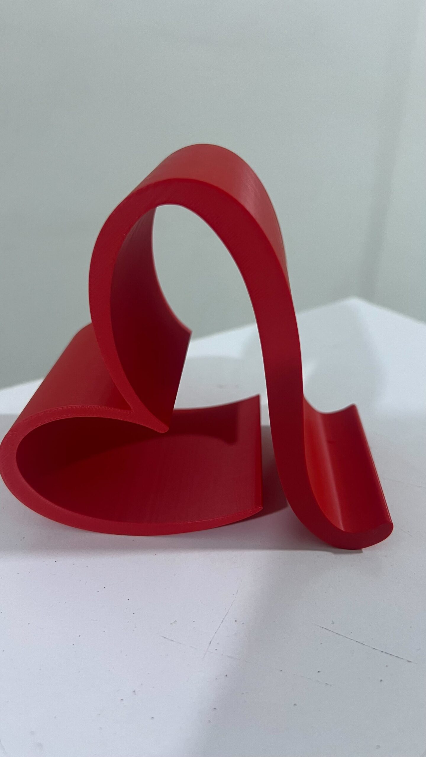 heart phone stand